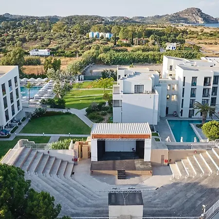 Blue Sea Village 酒店 阿凡投